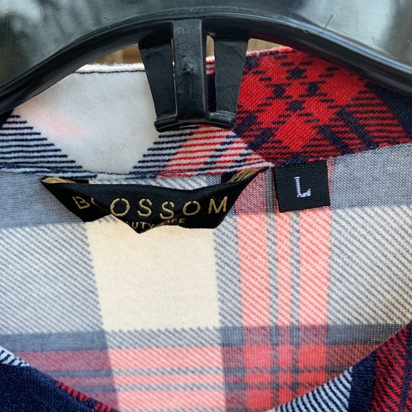 blossom smile Womens Zipped V Neck 3/4 Roll Sleeve - Picture 1 of 3